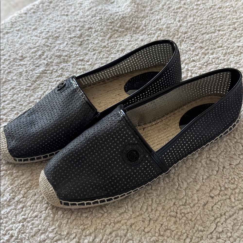 NEW!! Michael Kors Espadrille Flats 🔥